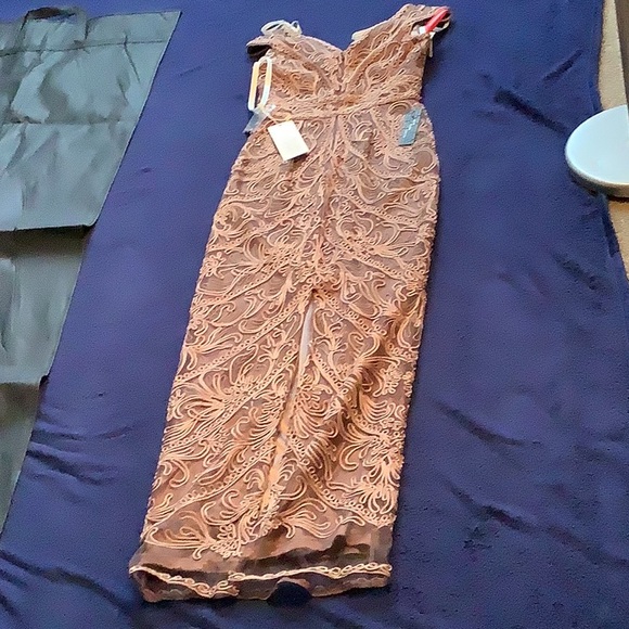 Dress - Picture 11 of 13